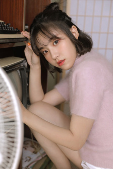 二女一杯完整版